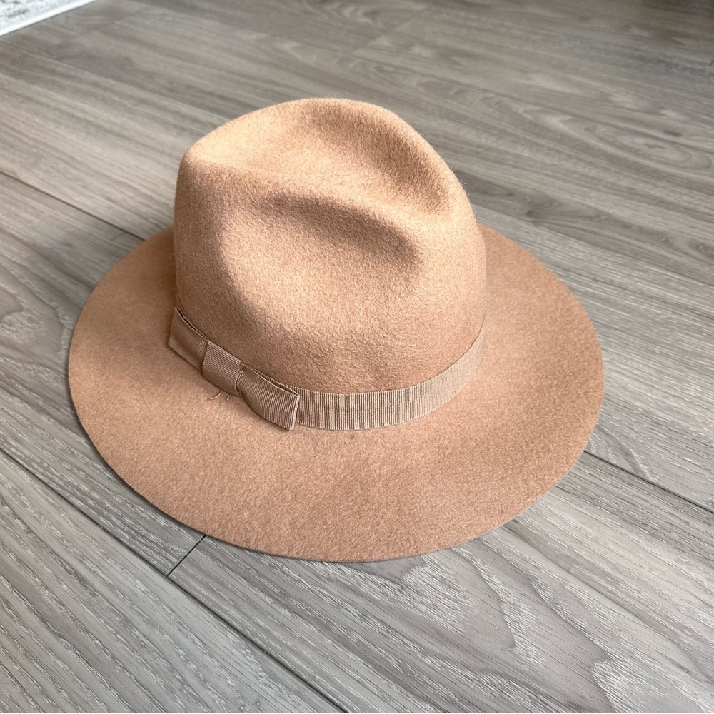 AQUA 100% wool warm beige hat